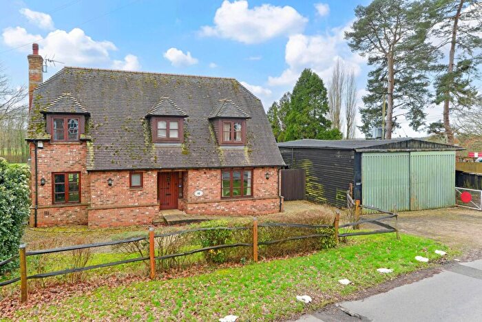 3 Bedroom Detached House For Sale In Gadbridge Lane, Ewhurst, GU6