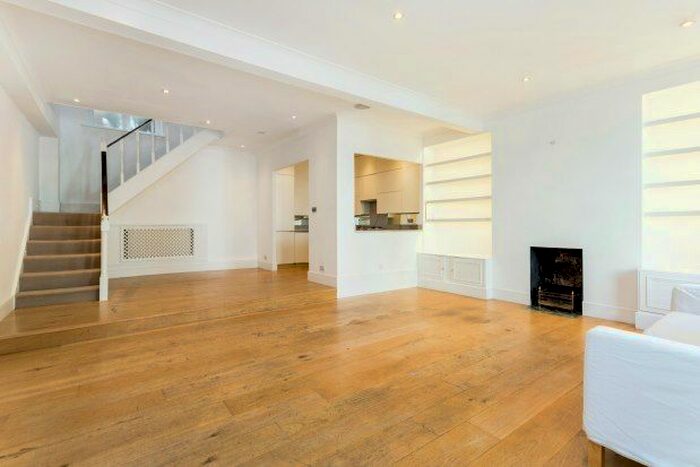 5 Bedroom Property To Rent In Spear Mews, Earls Court, SW5