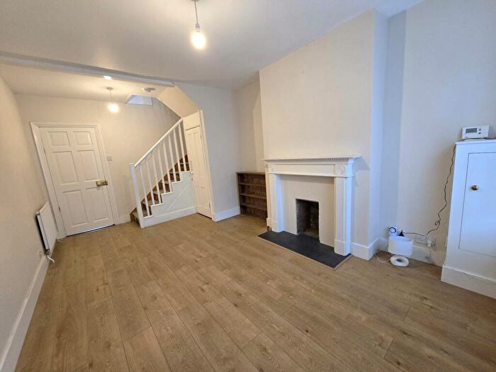 3 Bedroom End Of Terrace House To Rent In St. John`s Road, Faversham, ME13