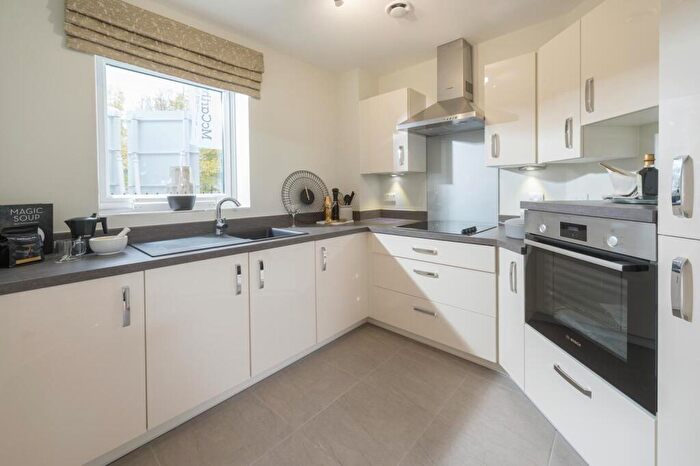 2 Bedroom Retirement Property To Rent In Trimbush Way, Rockingham Road, Market Harborough, Leicestershire, LE16