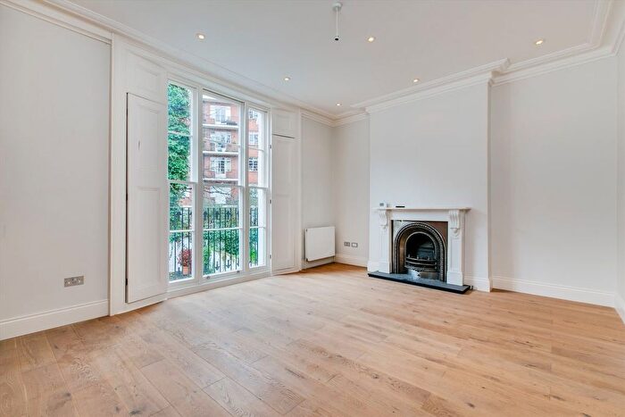 1 Bedroom Flat To Rent In Addison Road, Holland Park, W14