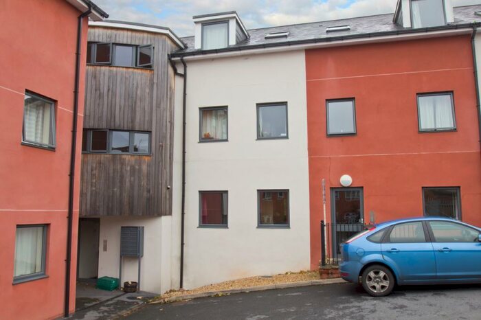 3 Bedroom Apartment To Rent In Hoopern Mews, Hoopern Street, Exeter, EX4