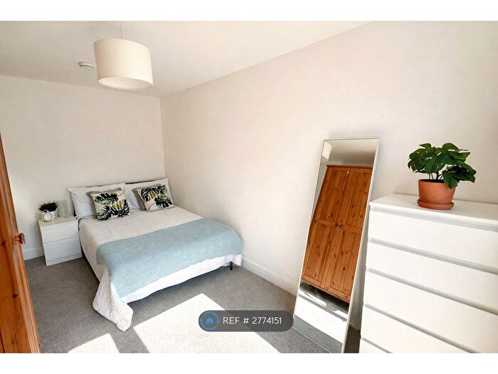 6 Bedroom Terraced House To Rent In Glasney Road, Falmouth, TR11