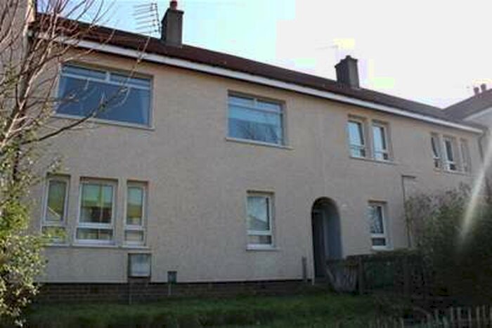 2 Bedroom Flat To Rent In Netherhill Road, Paisley, PA3