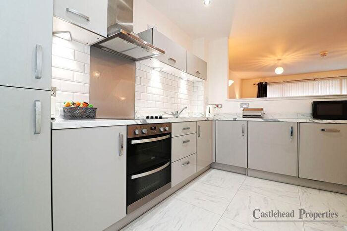 3 Bedroom Terraced House For Sale In Accord Crescent, Paisley, PA2