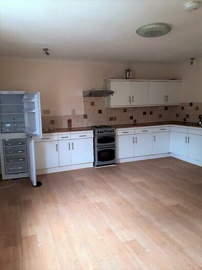 3 Bedroom Maisonette To Rent In Mount Folly Square, Bodmin, PL31