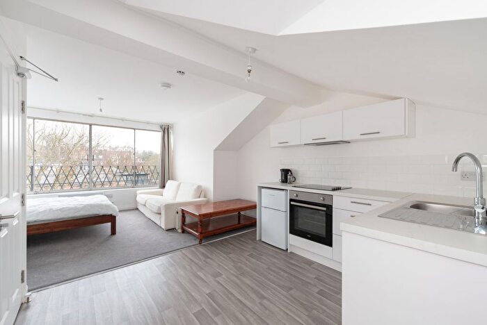 Studio To Rent In Denning Road, London, NW3