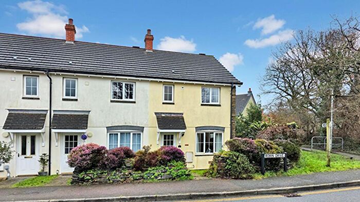 3 Bedroom End Of Terrace House For Sale In Bluebell Way, Launceston, PL15