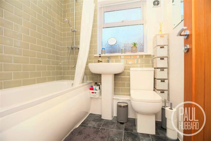 2 Bedroom Detached Bungalow For Sale In Primrose Close, Pakefield, NR33