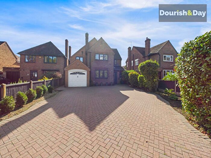 4 Bedroom Detached House For Sale In Eccleshall Road, Stafford, ST16