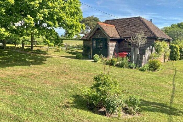 2 Bedroom Barn Conversion To Rent In Battenhurst Road, Wadhurst, TN5