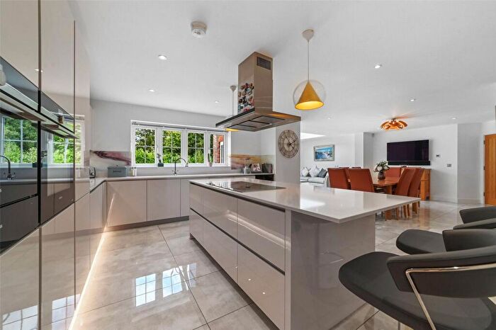5 Bedroom Detached House For Sale In King Edward Mews, Newport, Saffron Walden, Essex, CB11