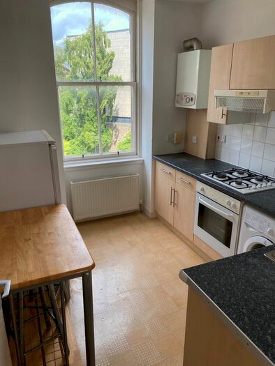 2 Bedroom Flat To Rent In Perth Road (Sgl), Dundee, DD1