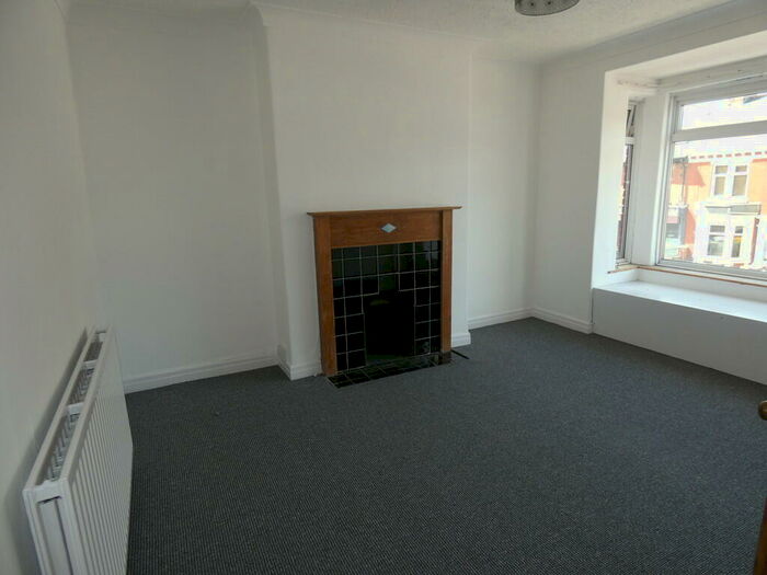 2 Bedroom Flat To Rent In Biddlestone Road, Heaton, NE6