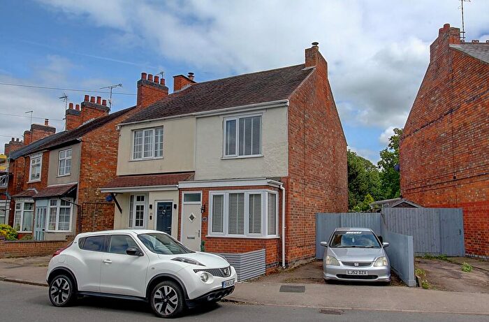 2 Bedroom Semi-Detached House For Sale In Stanton Road, Sapcote, LE9