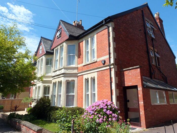 Studio To Rent In Glencairn Park Road, GL50