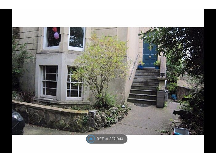 2 Bedroom Flat To Rent In Cotham Brow, Cotham, Bristol, BS6