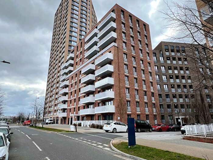 1 Bedroom Flat To Rent In Lakeside Drive, London, NW10
