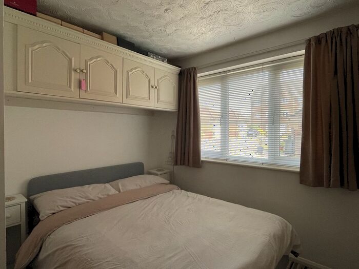 1 Bedroom Flat To Rent In Northiam Street, Hackney, E9