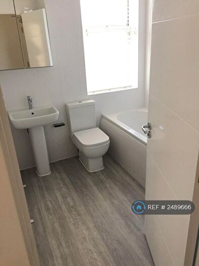 1 Bedroom Flat To Rent In Fernwood Court, Bournemouth, BH1