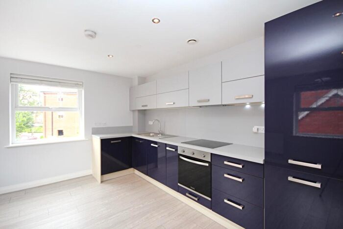 2 Bedroom Apartment For Sale In Bellamy House, Wokingham, RG41