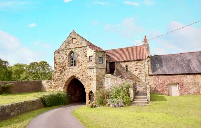 2 Bedroom Apartment To Rent In Kepier Gatehouse, Durham City, DH1