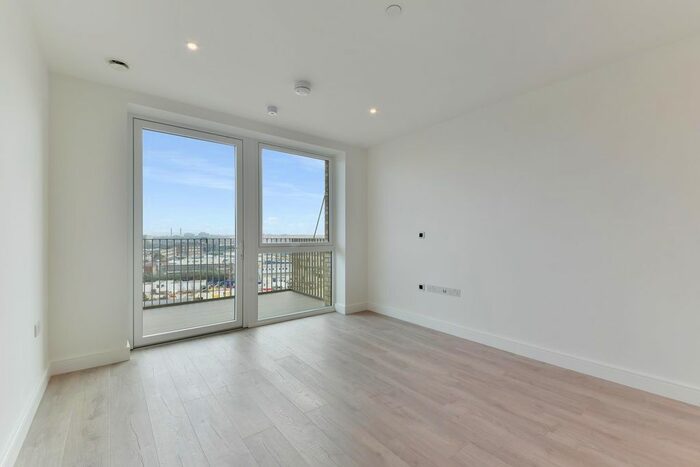 1 Bedroom Flat To Rent In Lavey House, Grand Union, London, HA0