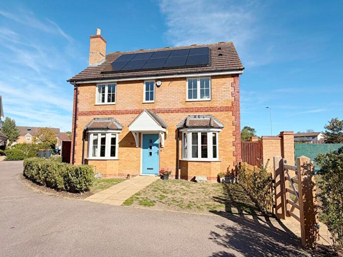 4 Bedroom Detached House For Sale In Spriggs Close, Clapham, MK41
