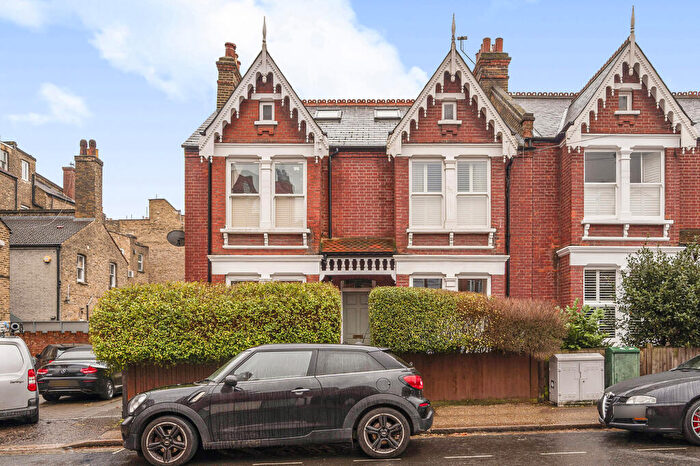 3 Bedroom End Of Terrace House For Sale In Tintagel Crescent, East Dulwich, SE22