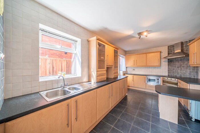 4 Bedroom Detached House For Sale In Halltine Close, Blundellsands, L23