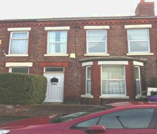 2 Bedroom Flat To Rent In Russian Drive, Stoneycroft, Liverpool, L13