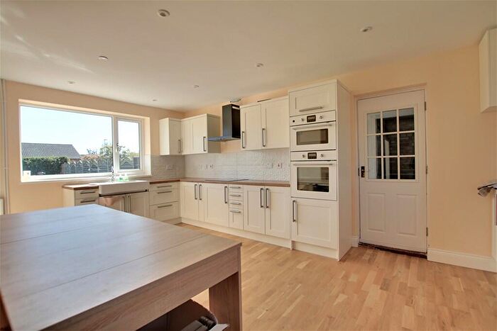 3 Bedroom End Of Terrace House To Rent In Eastbourne Road, Chatteris, PE16