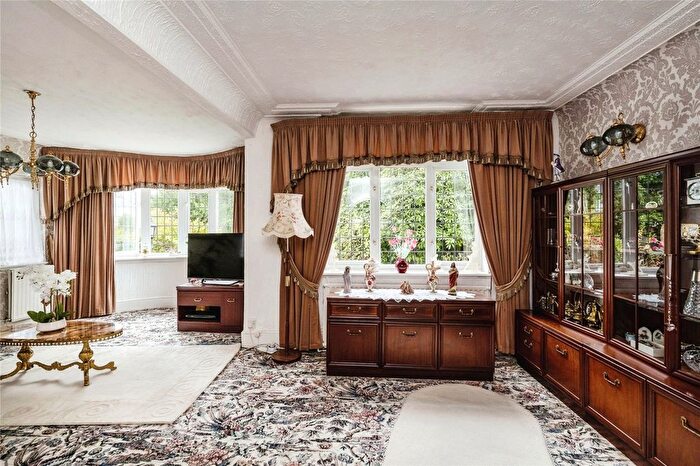 3 Bedroom Detached House For Sale In Middle Road, Ravenhill, Swansea, SA5