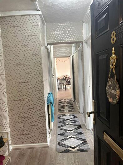 2 Bedroom Flat For Sale In Portfield Grove, Birmingham, B23