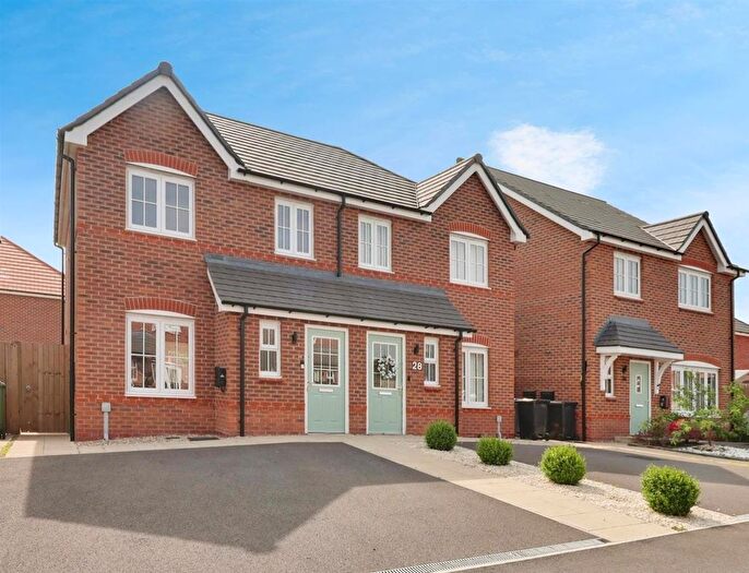 3 Bedroom Semi-Detached House For Sale In Hotspur Road, Crewe, CW1