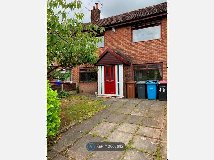 3 Bedroom Semi-Detached House To Rent In Bank Lane, Little Hulton, Manchester, M38