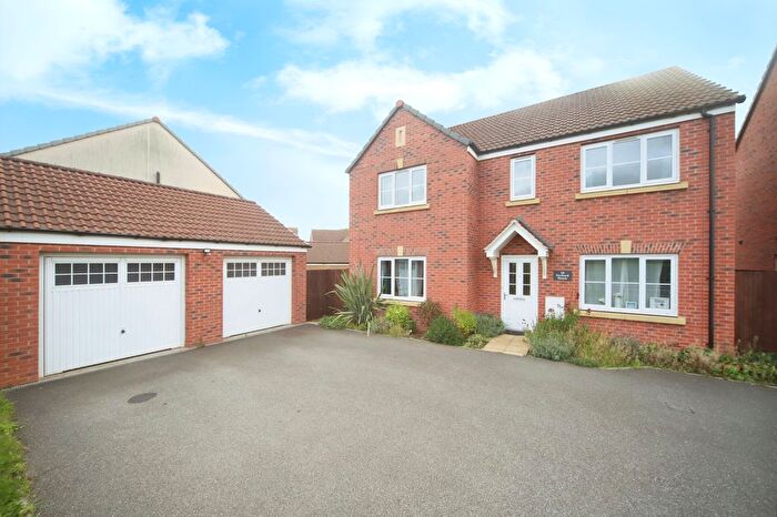 5 Bedroom Property To Rent In Halletts Road, Monkton Heathfield, Taunton, TA2