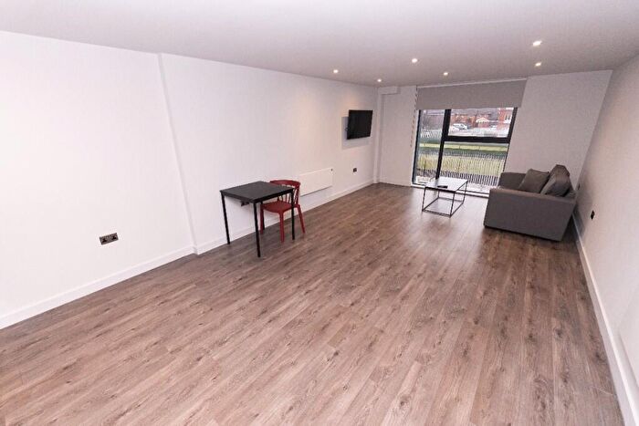 Apartment To Rent In Low Hill, Liverpool, Merseyside, L6