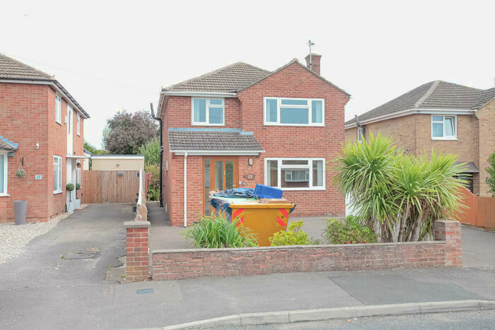 3 Bedroom Detached House To Rent In Hampden Drive, Kidlington, OX5