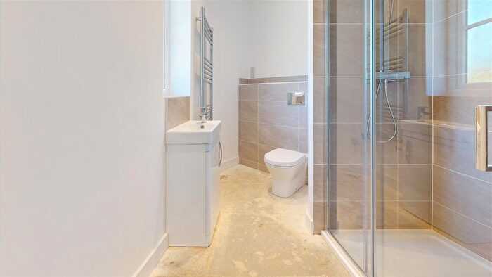 4 Bedroom Detached House For Sale In Markham Avenue, Weymouth, DT4
