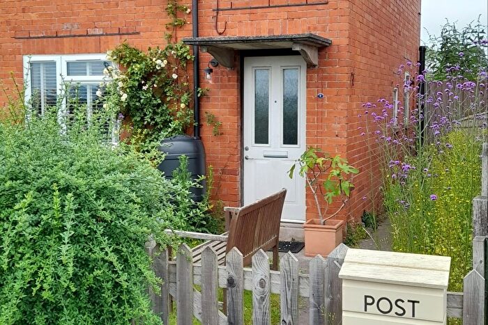 3 Bedroom Semi Detached House For Sale In Pilton Road, Shepton Mallet, BA4