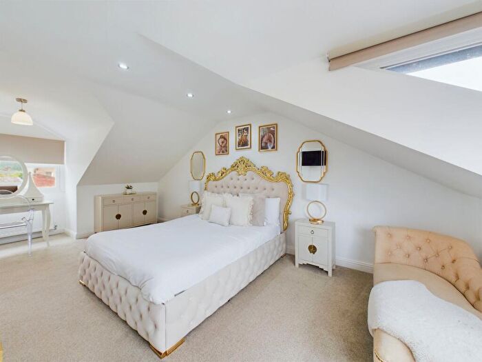 4 Bedroom Apartment To Rent In Penthouse Apartment, Front Street, Stanhope, DL13