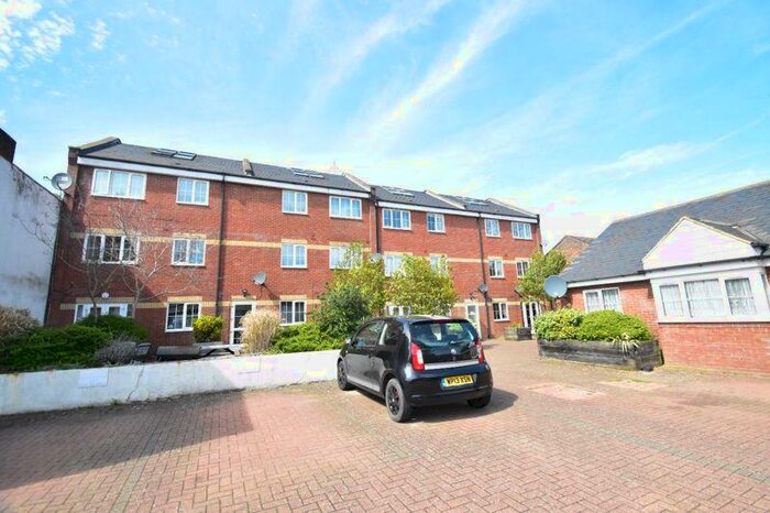 2 Bedroom Flat To Rent In Princess Street, Luton, LU1