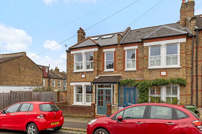 3 Bedroom End Terrace House For Sale In Vestris Road, Forest Hill, London, SE23