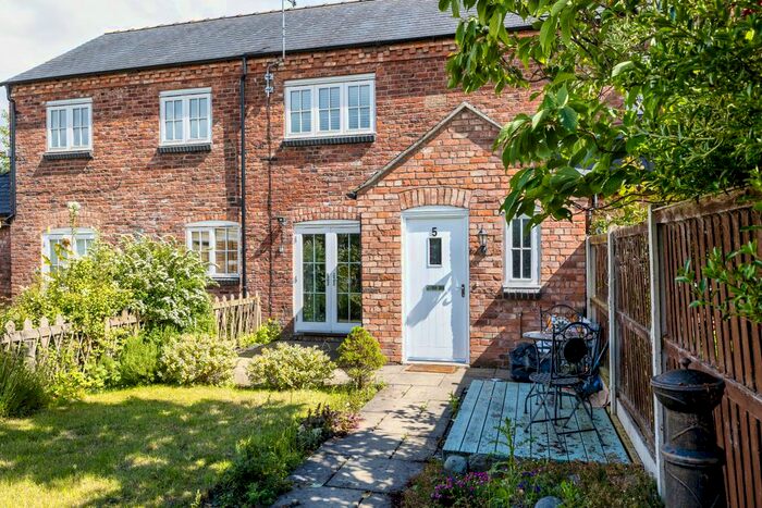 2 Bedroom Terraced House For Sale In Llys Y Faenol, Hawarden, Deeside, CH5