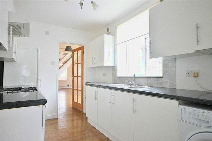 2 Bedroom Terraced House To Rent In Bensham Lane, Thornton Heath, CR7