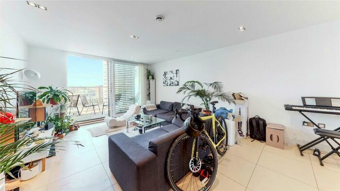 3 Bedroom Apartment To Rent In East Road, N1