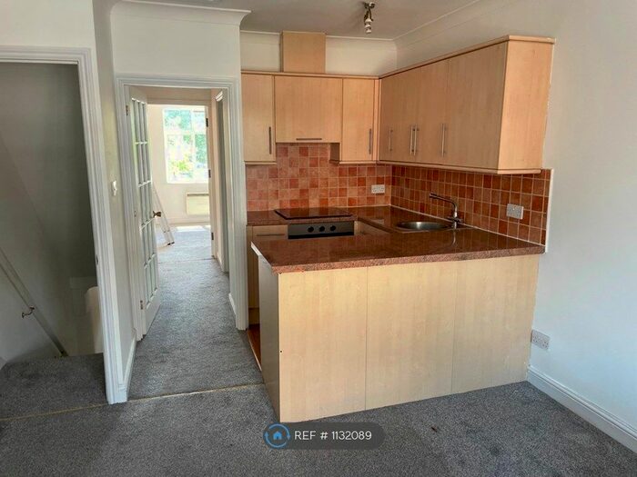 1 Bedroom Flat To Rent In Uxbridge Road, London, W7