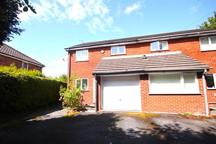 4 Bedroom Semi-Detached House For Sale In Bridge Street, Ormskirk, L39