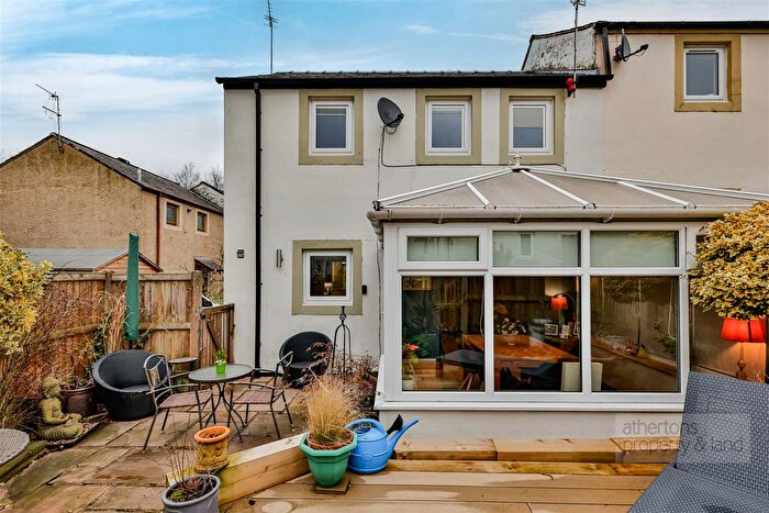 2 Bedroom Mews For Sale In Riverside, Clitheroe, Ribble Valley, BB7